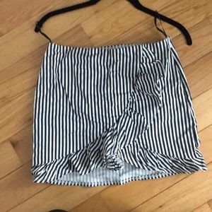 Striped ruffle skort